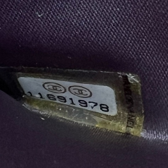 CHANEL Camellia CC Logo Leather Bifold Wallet - Picture 7 of 8